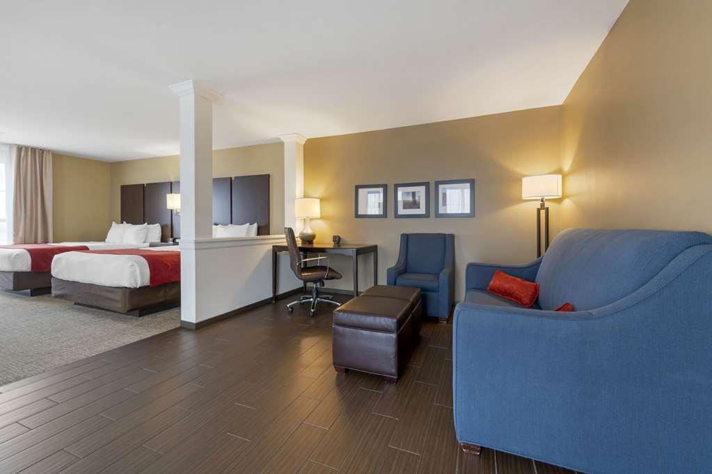 Comfort Suites & Conference Center Worthington Room photo